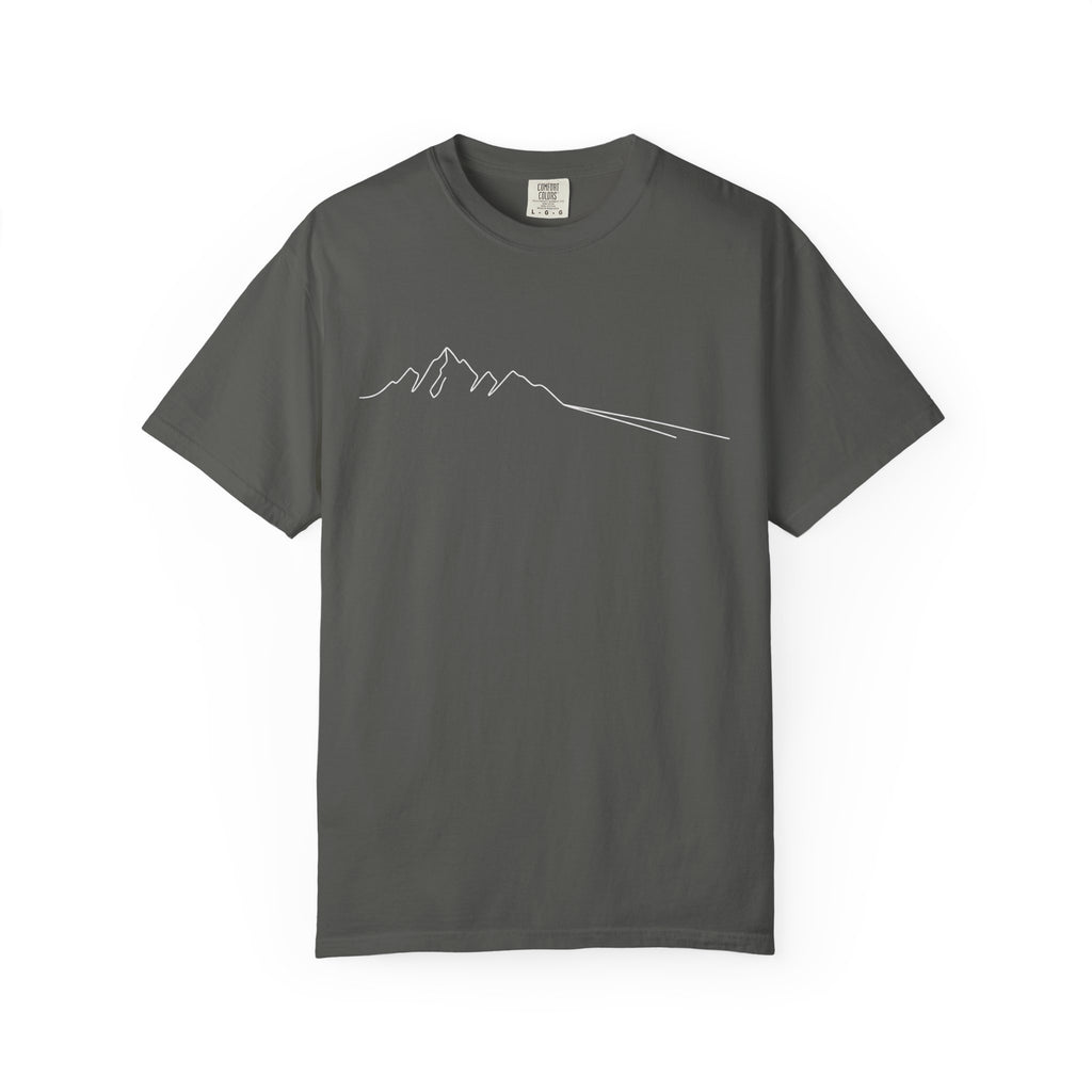 Mountain Outline T-Shirt — Minimalist Hiking Tee