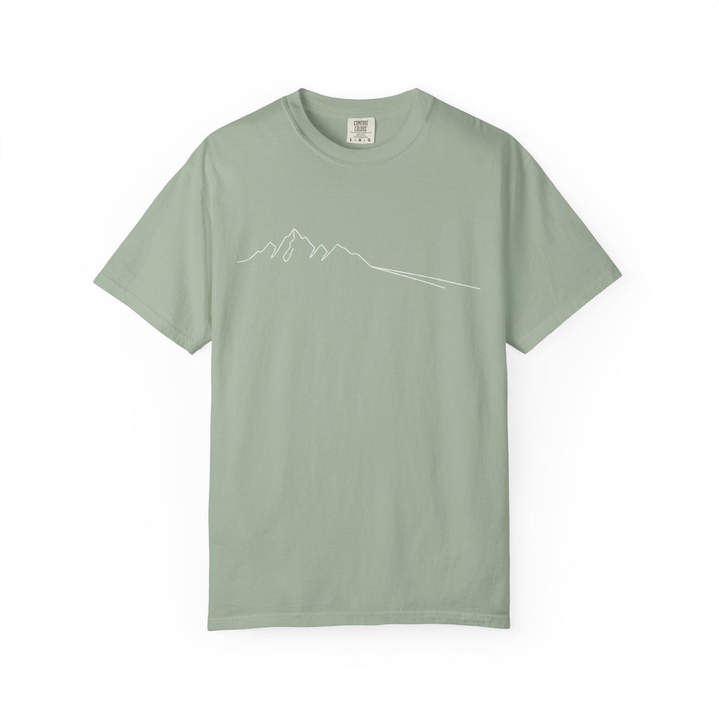 Mountain Outline T-Shirt — Minimalist Hiking Tee